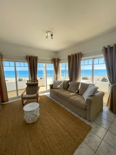 Linha D Agua - Ap Apartment Salema Bagian luar foto