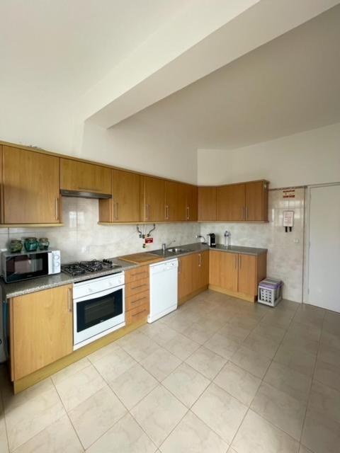Linha D Agua - Ap Apartment Salema Bagian luar foto