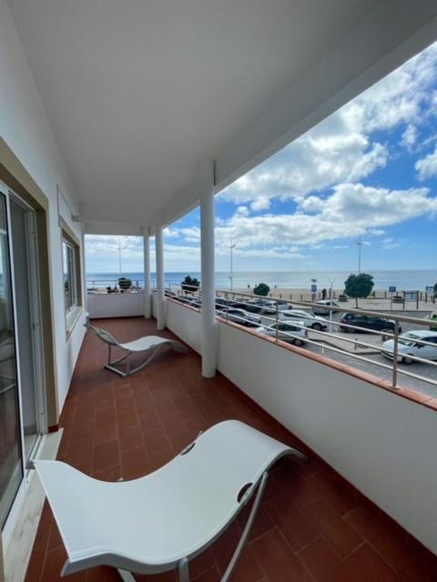 Linha D Agua - Ap Apartment Salema Bagian luar foto
