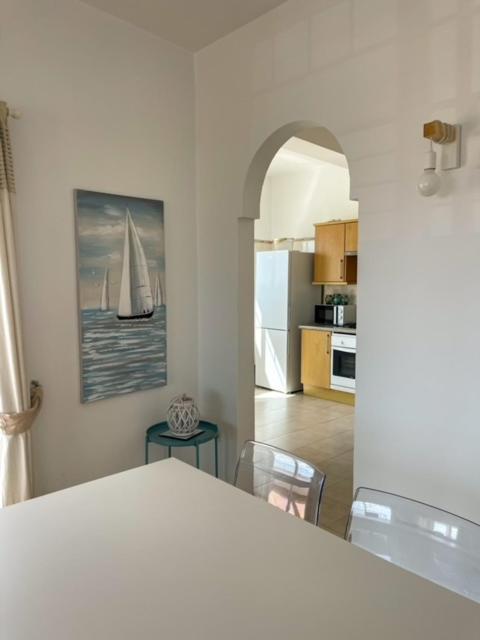 Linha D Agua - Ap Apartment Salema Bagian luar foto