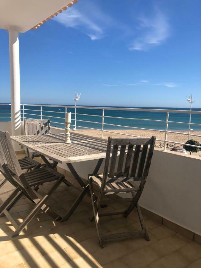 Linha D Agua - Ap Apartment Salema Bagian luar foto